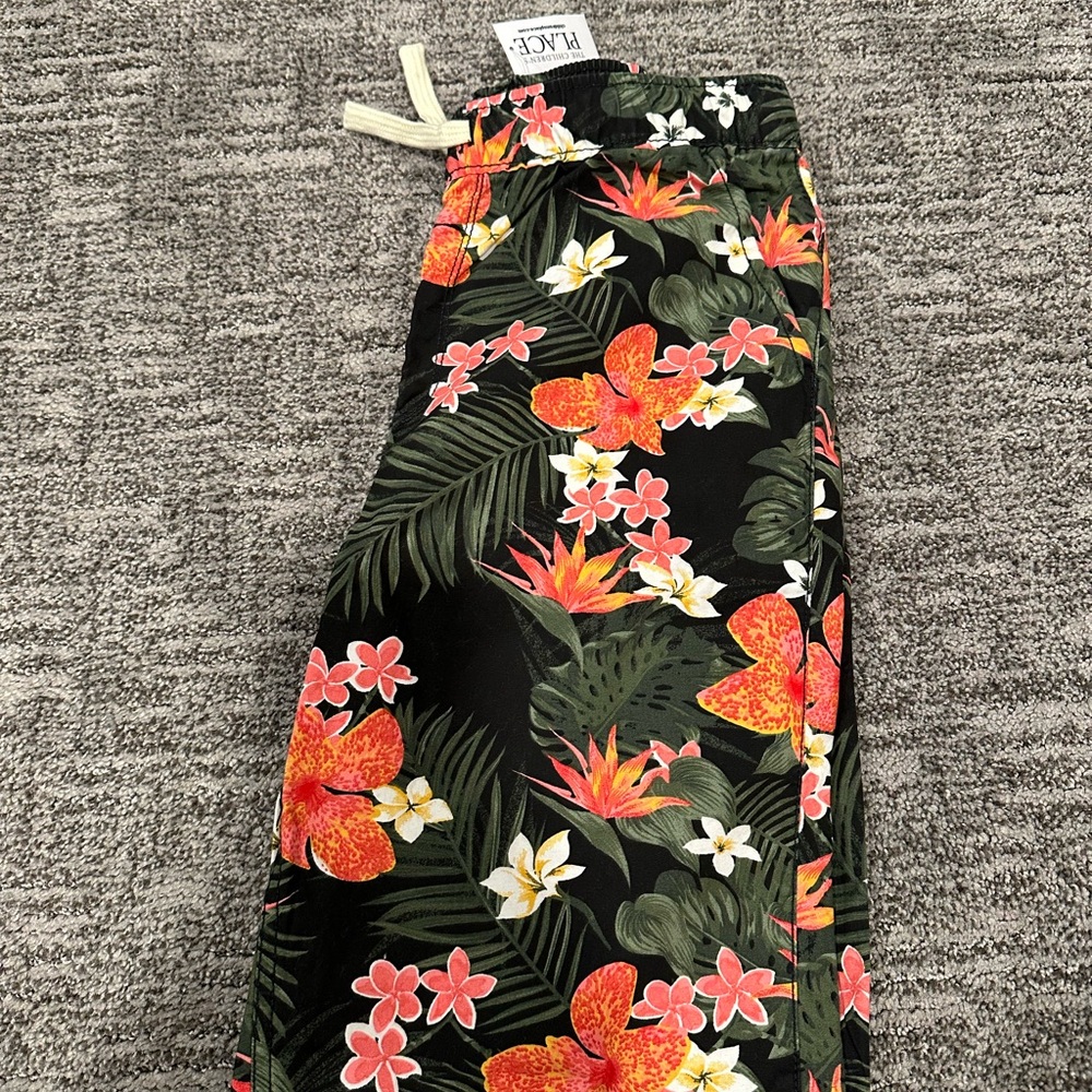 The Children's Place Black Floral shorts